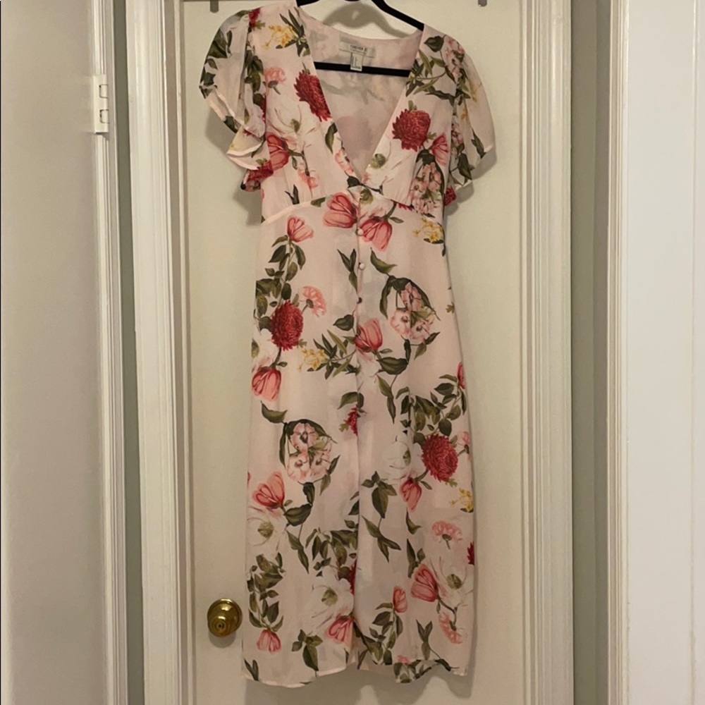 Flowey, Flowery VNeck Midi Dress with Buttons